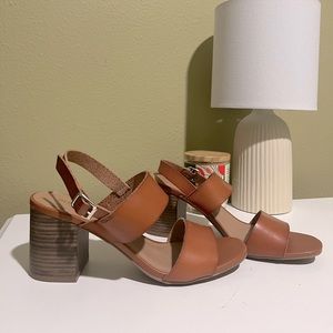 Old navy sandal heel